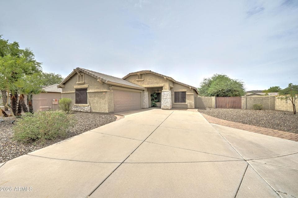 26024 N 41ST Avenue, Phoenix, AZ 85083 — photo 1 of 40