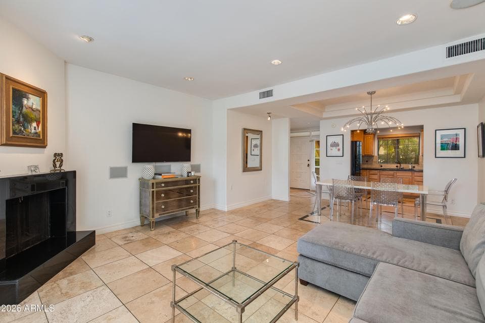 6227 N 30TH Way, Phoenix, AZ 85016 — photo 1 of 13