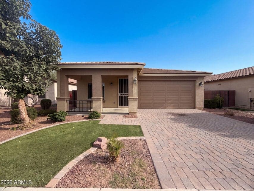 810 W WHISTLING THORN Avenue, San Tan Valley, AZ 85140 — photo 1 of 17