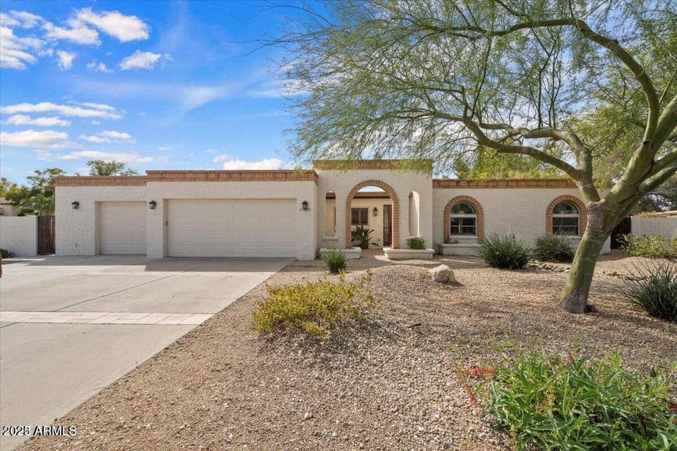 5345 E CROCUS Drive, Scottsdale, AZ 85254 — photo 1 of 29