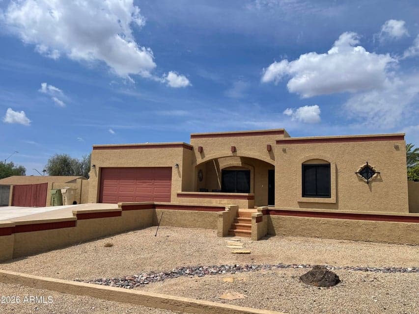 18018 N 66TH Lane, Glendale, AZ 85308 — photo 1 of 22