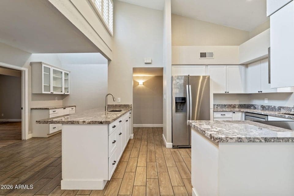 7840 N 7TH Street 1, Phoenix, AZ 85020 — photo 1 of 42