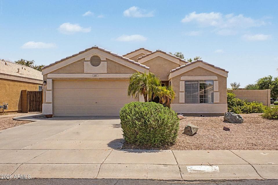1687 E CHEYENNE Street, Gilbert, AZ 85296 — photo 1 of 64