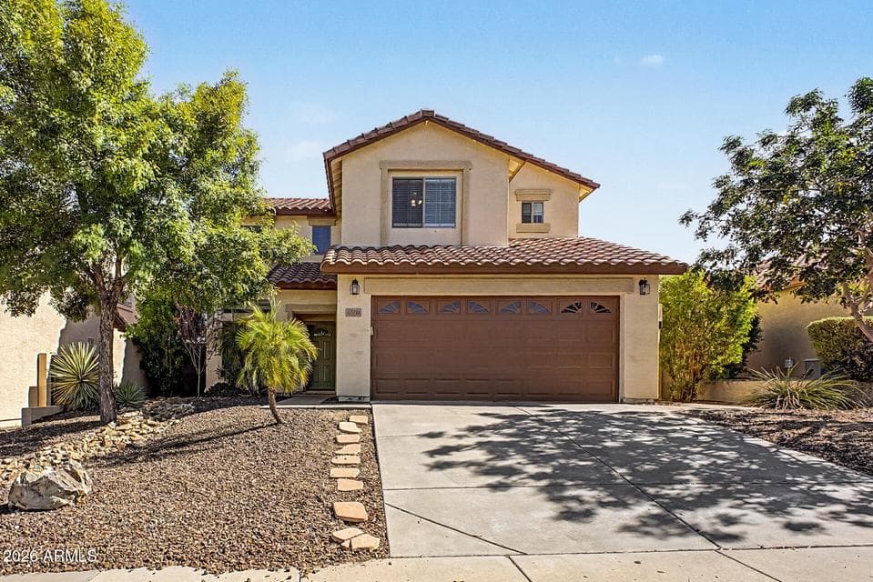6509 W RED FOX Road, Phoenix, AZ 85083 — photo 1 of 42