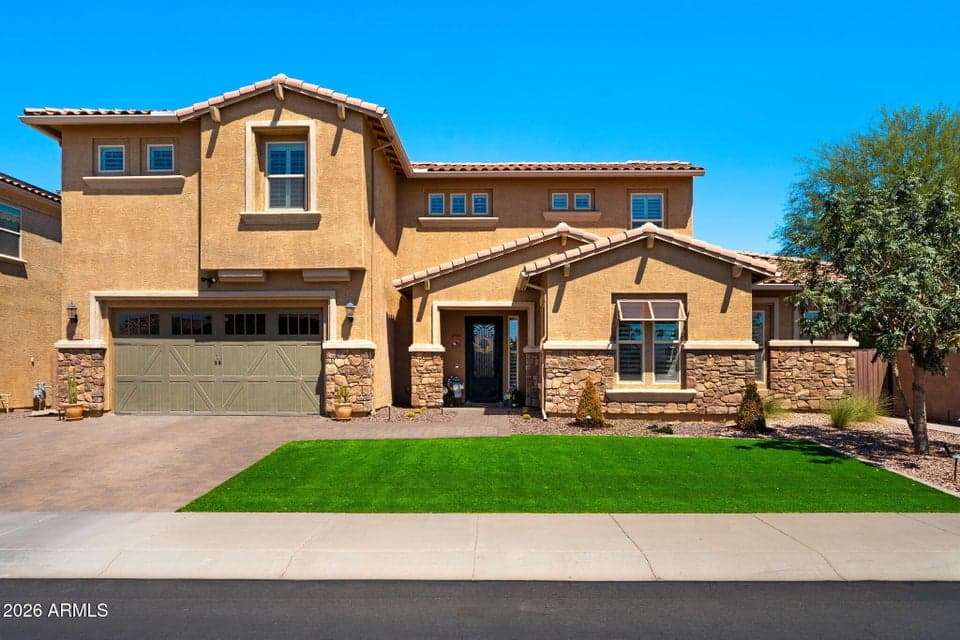 7573 S FRONTIER Street, Gilbert, AZ 85298 — photo 1 of 46