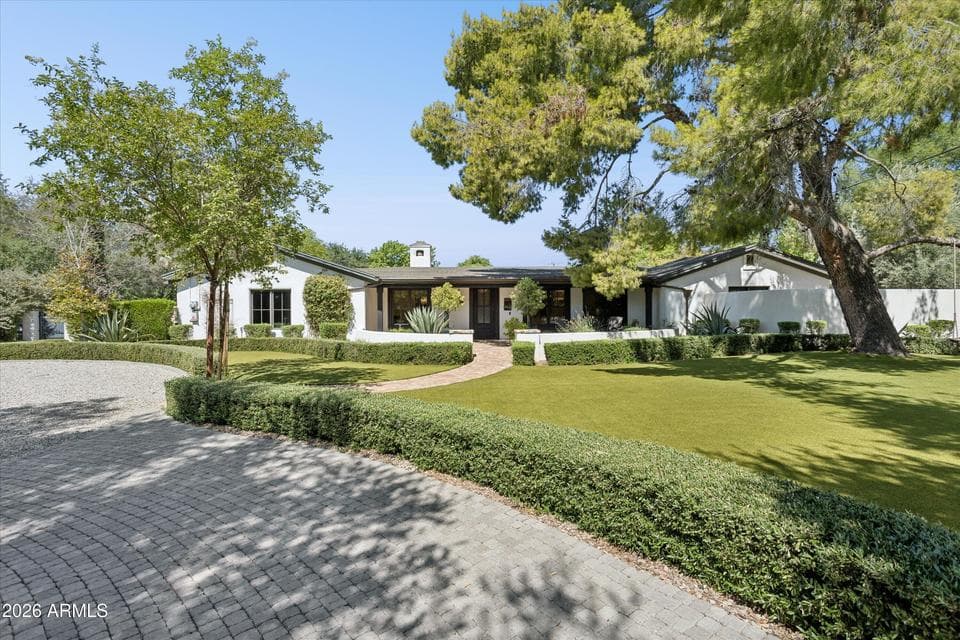 7320 N CENTRAL Avenue, Phoenix, AZ 85020 — photo 1 of 48