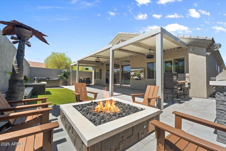 10401 E HELM Drive, Scottsdale, AZ 85255 — photo 1 of 32