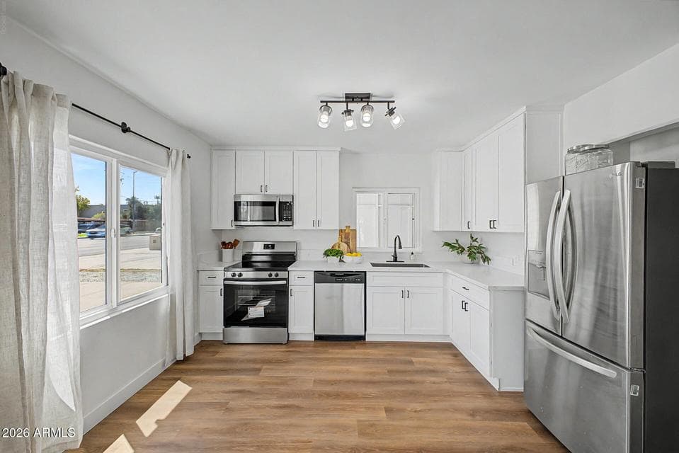 636 W Rio Salado Parkway, Mesa, AZ 85201 — photo 1 of 26
