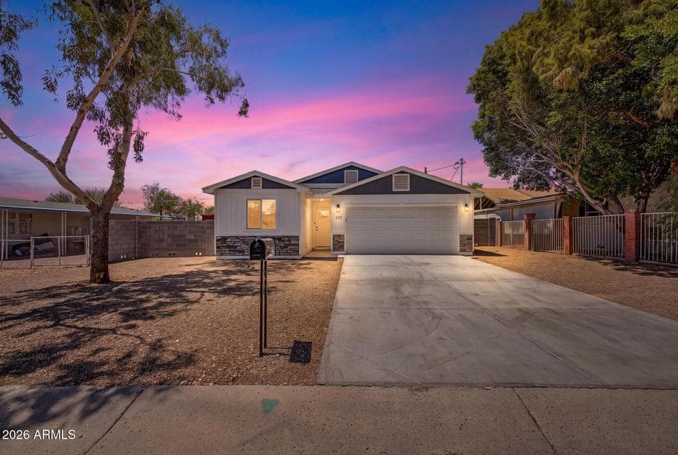 526 S CRISMON Road, Mesa, AZ 85208 — photo 1 of 30