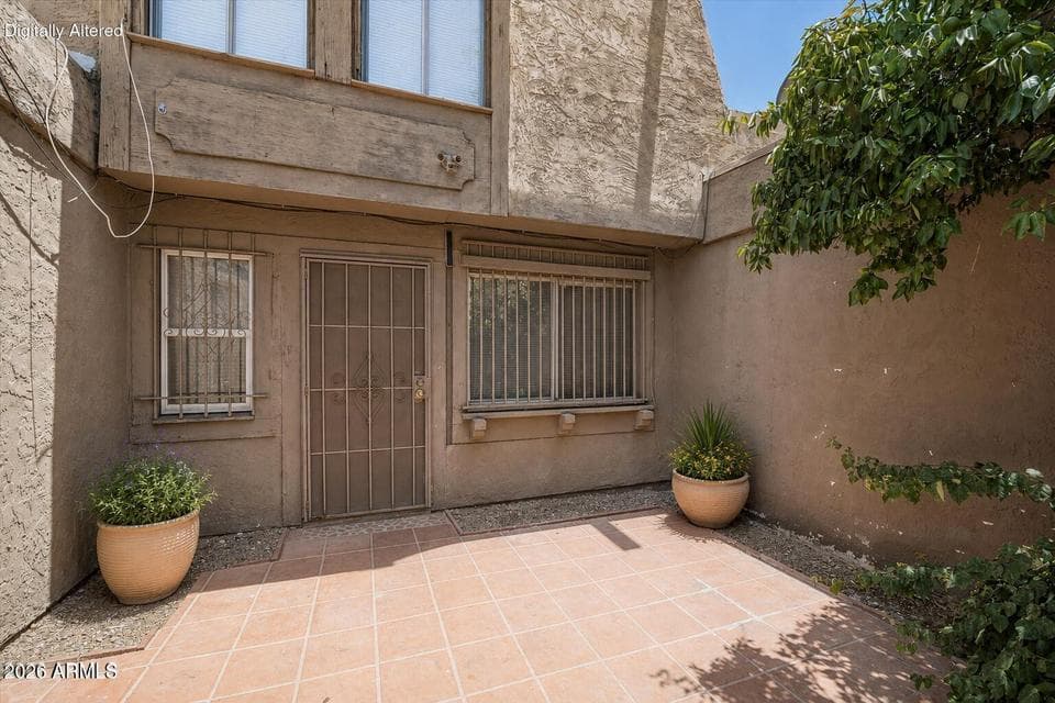 4453 E PUEBLO Avenue, Phoenix, AZ 85040 — photo 1 of 39