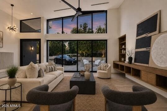 525 W LAMAR Road W, Phoenix, AZ 85013 — photo 1 of 57