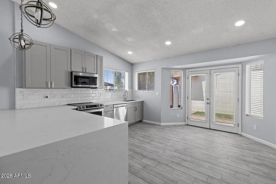 8520 W PALM Lane 1037, Phoenix, AZ 85037 — photo 1 of 12
