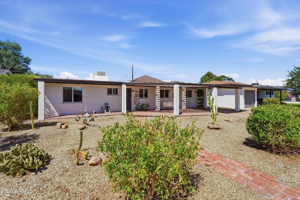 Ranch style home with north/south exposure for better energy efficiency.