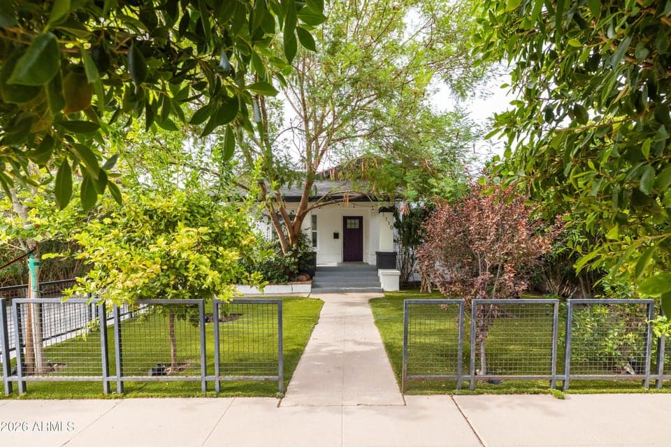 1110 E MCKINLEY Street, Phoenix, AZ 85006 — photo 1 of 103