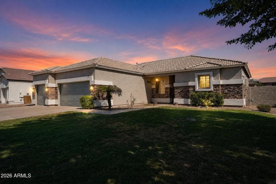 48 E ELGIN Street, Gilbert, AZ 85295 — photo 1 of 22