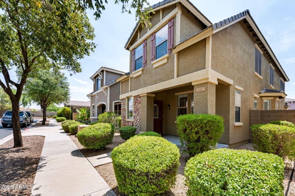 4383 E MORROW Drive, Phoenix, AZ 85050 — photo 1 of 42