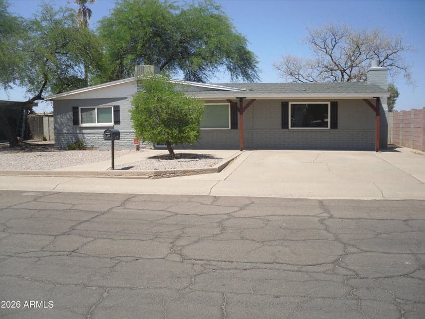 226 W CHOLLA Street W, Casa Grande, AZ 85122 — photo 1 of 26