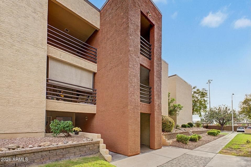 1340 N RECKER Road 322, Mesa, AZ 85205 — photo 1 of 29