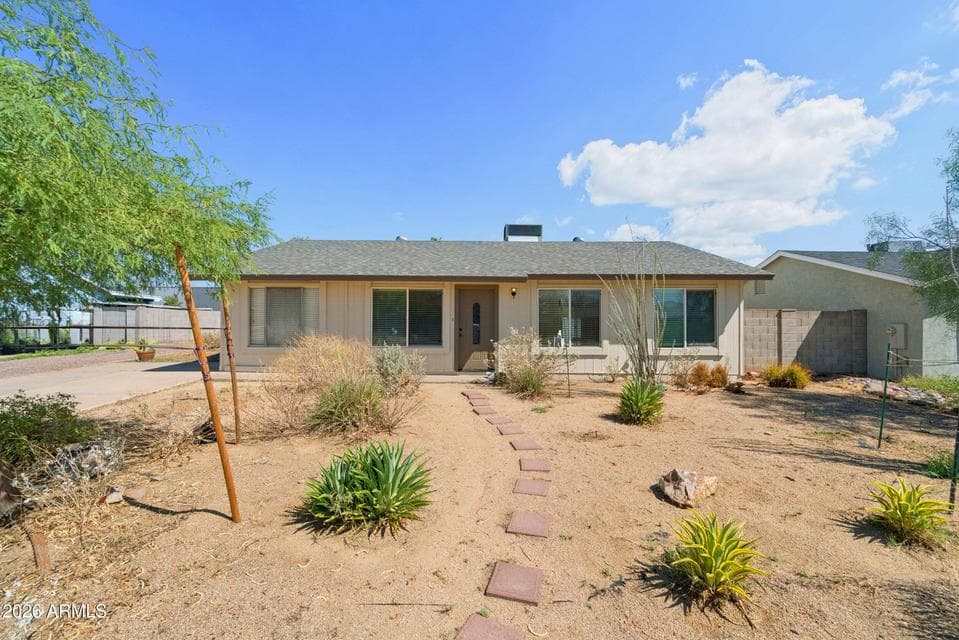 642 W MAGDALENA Drive, Tempe, AZ 85283 — photo 1 of 29