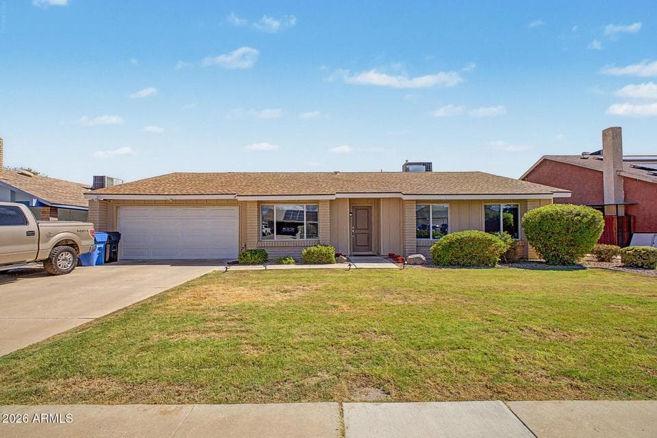 2357 W BETTY ELYSE Lane, Phoenix, AZ 85023 — photo 1 of 31