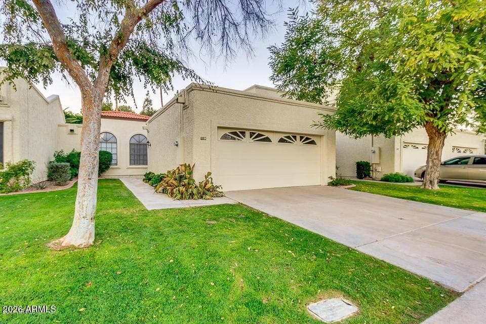 7720 S HEATHER Drive, Tempe, AZ 85284 — photo 1 of 31