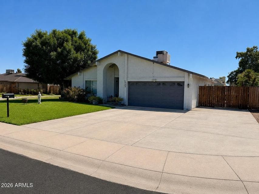 6429 S 17TH Street, Phoenix, AZ 85042 — photo 1 of 34