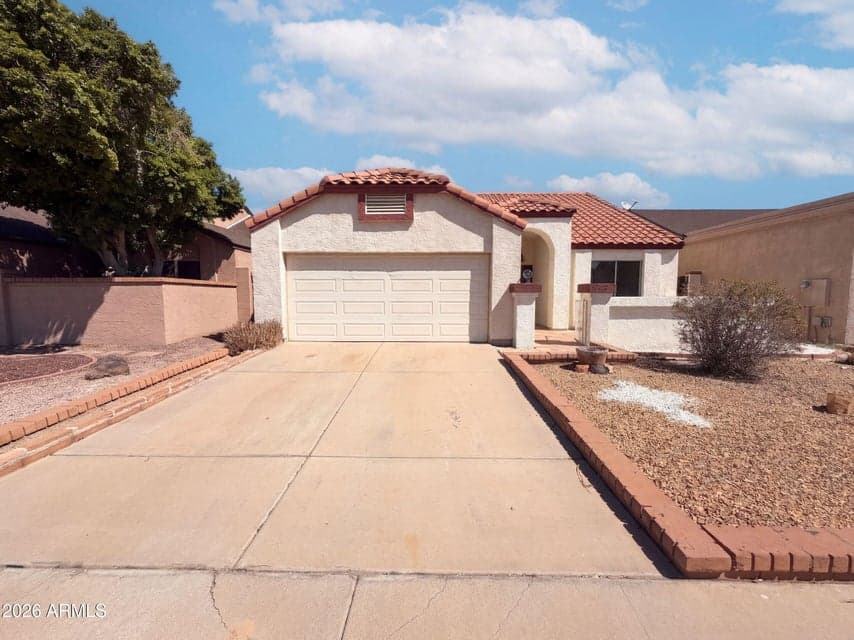 6018 W MESCAL Street, Glendale, AZ 85304 — photo 1 of 23