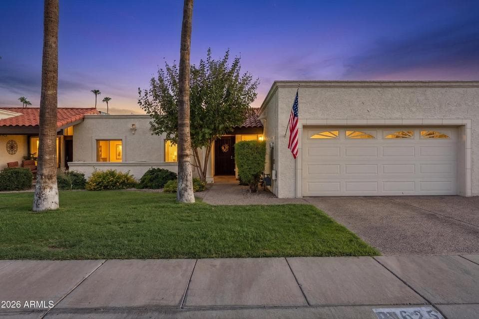 625 E Jeffrey Avenue, Phoenix, AZ 85020 — photo 1 of 32