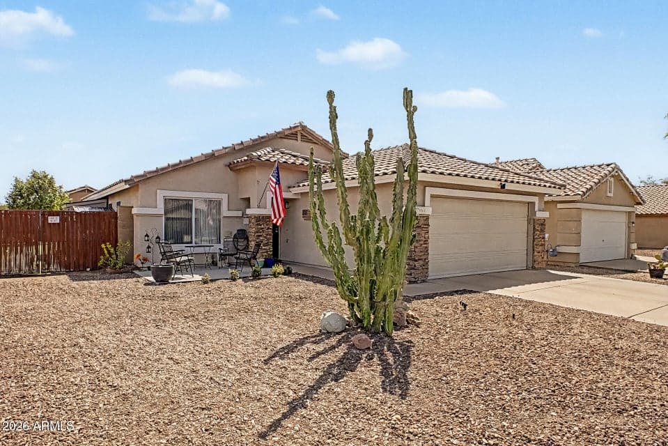 8661 E CRESCENT Avenue, Mesa, AZ 85208 — photo 1 of 24