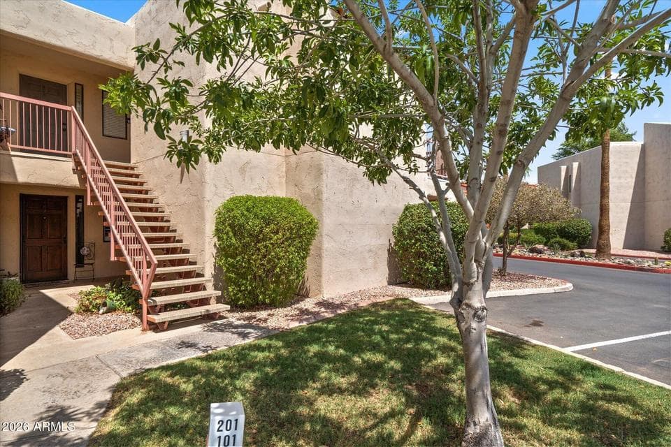 9340 N 92ND Street 101, Scottsdale, AZ 85258 — photo 1 of 21
