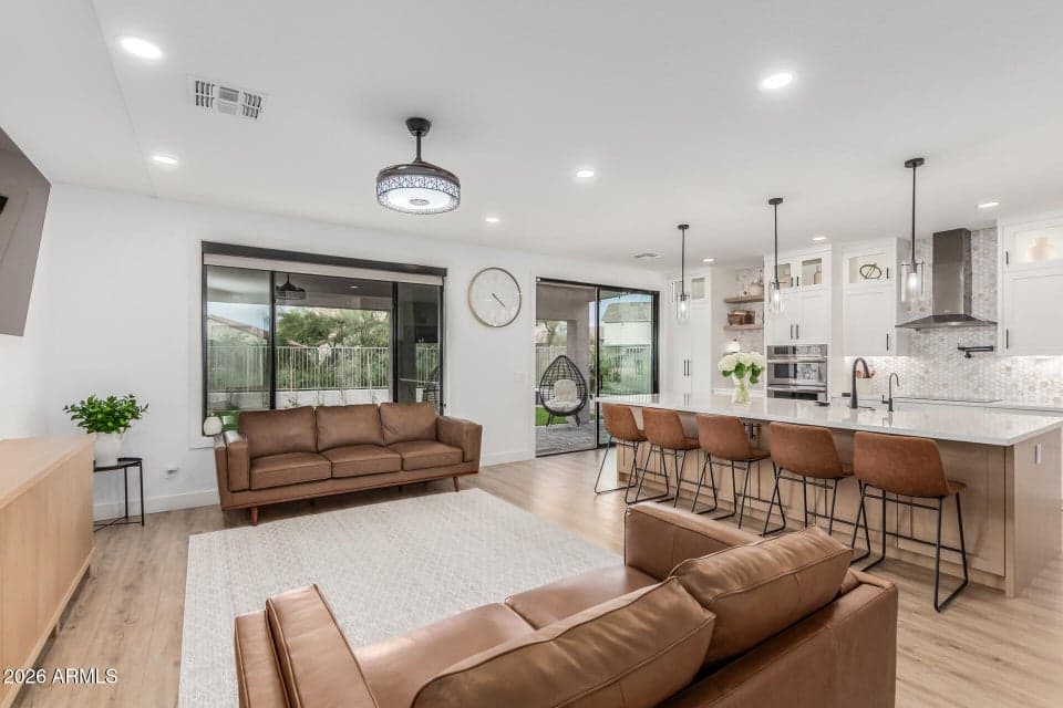 6404 W BLACK HILL Road, Phoenix, AZ 85083 — photo 1 of 20