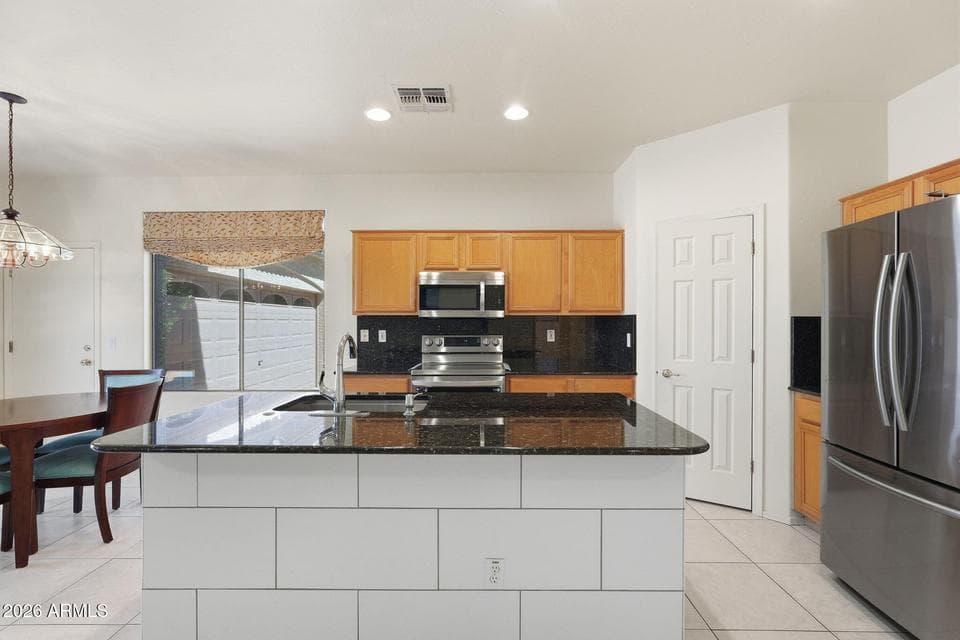 7304 E NORTHRIDGE Circle, Mesa, AZ 85207 — photo 1 of 28