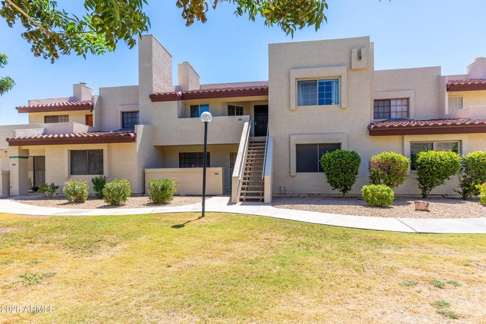 2020 W UNION HILLS Drive 202, Phoenix, AZ 85027 — photo 1 of 44
