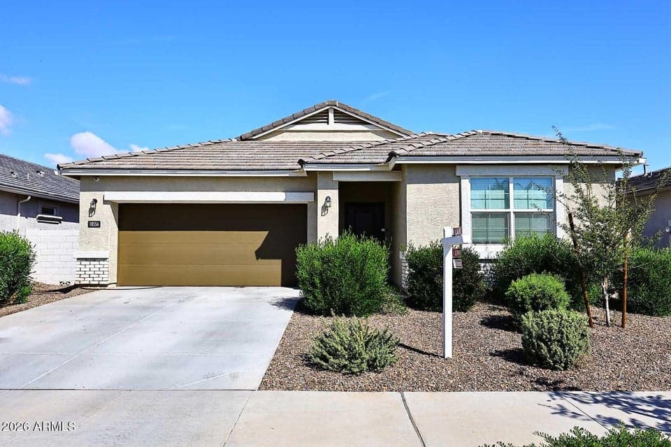 18556 W BUCKSKIN Trail, Wittmann, AZ 85361 — photo 1 of 39