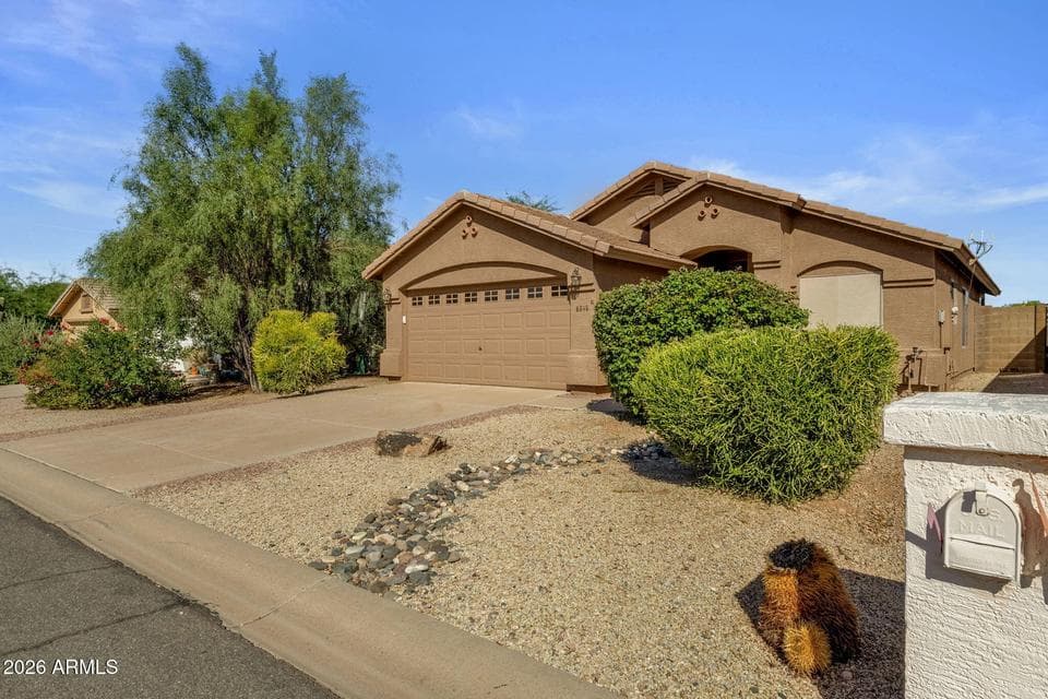 8848 E CIVANO Drive, Gold Canyon, AZ 85118 — photo 1 of 31