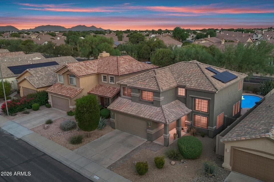4253 E CHAPAROSA Way, Cave Creek, AZ 85331 — photo 1 of 34