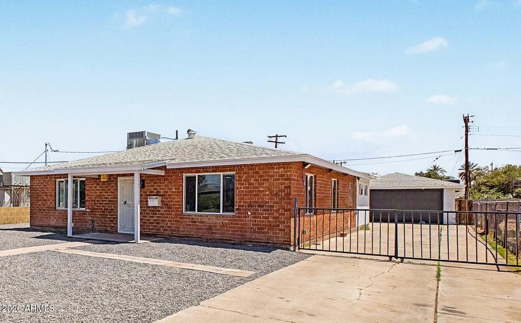 1917 W WHITTON Avenue, Phoenix, AZ 85015 — photo 1 of 34