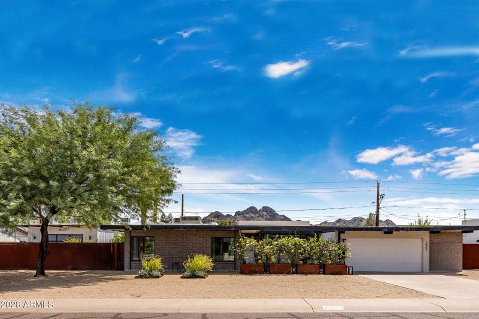 2851 E Turquoise Drive, Phoenix, AZ 85028 — photo 1 of 35