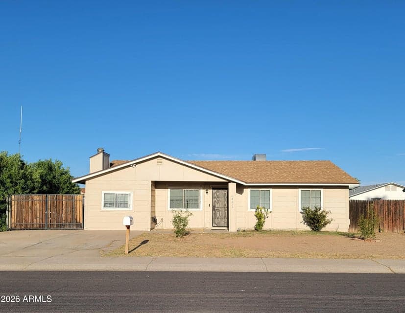 18014 N 31ST Drive, Phoenix, AZ 85053 — photo 1 of 10
