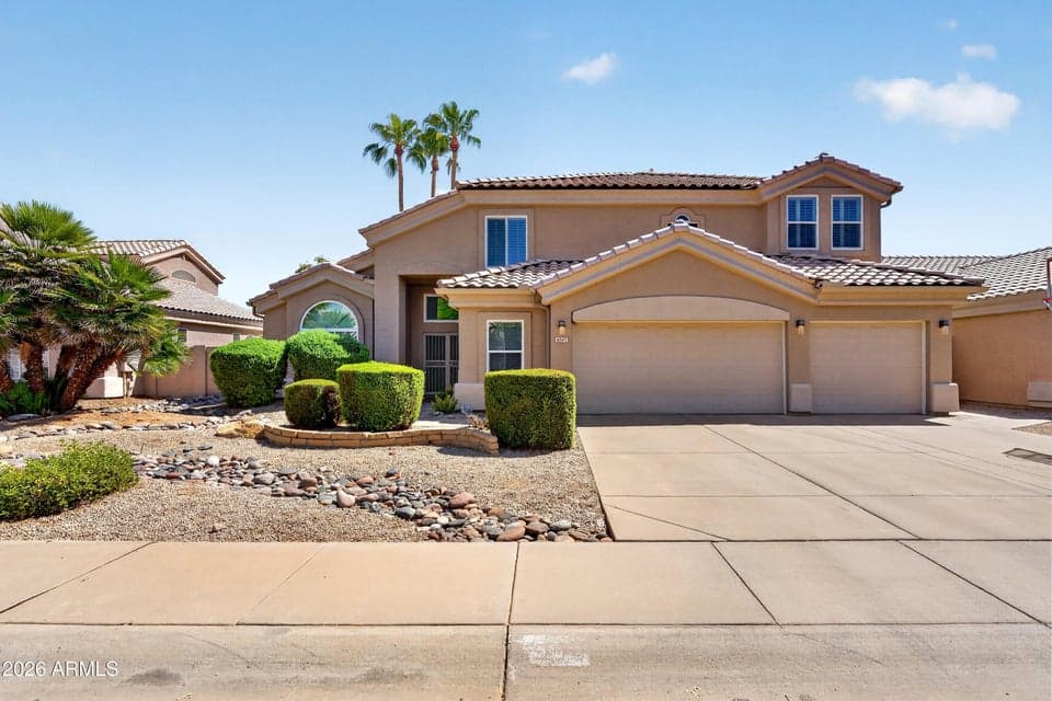 4507 E OLIVE Avenue, Gilbert, AZ 85234 — photo 1 of 70