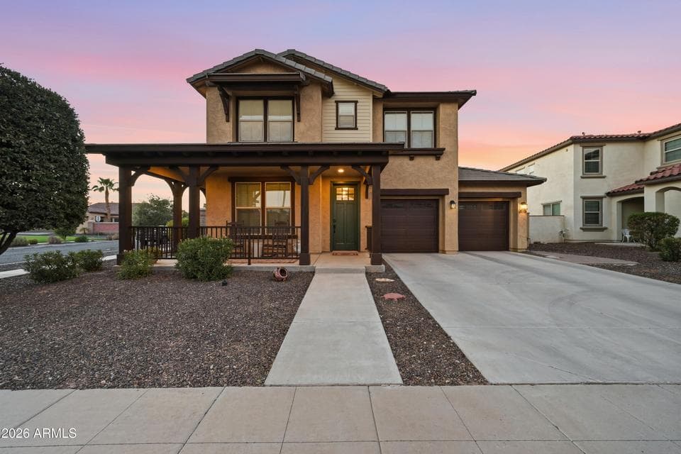 Welcome home to your north-south facing home on one of the largest corner lots (8,806sqft) in Marley Park.