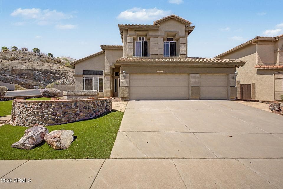 16018 S 9TH Place, Phoenix, AZ 85048 — photo 1 of 54