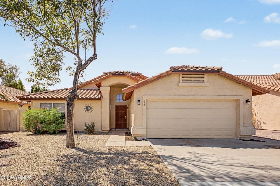 5963 W MERCURY Way, Chandler, AZ 85226 — photo 1 of 37