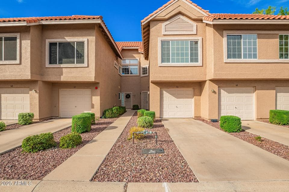 1633 E LAKESIDE Drive 66, Gilbert, AZ 85234 — photo 1 of 51