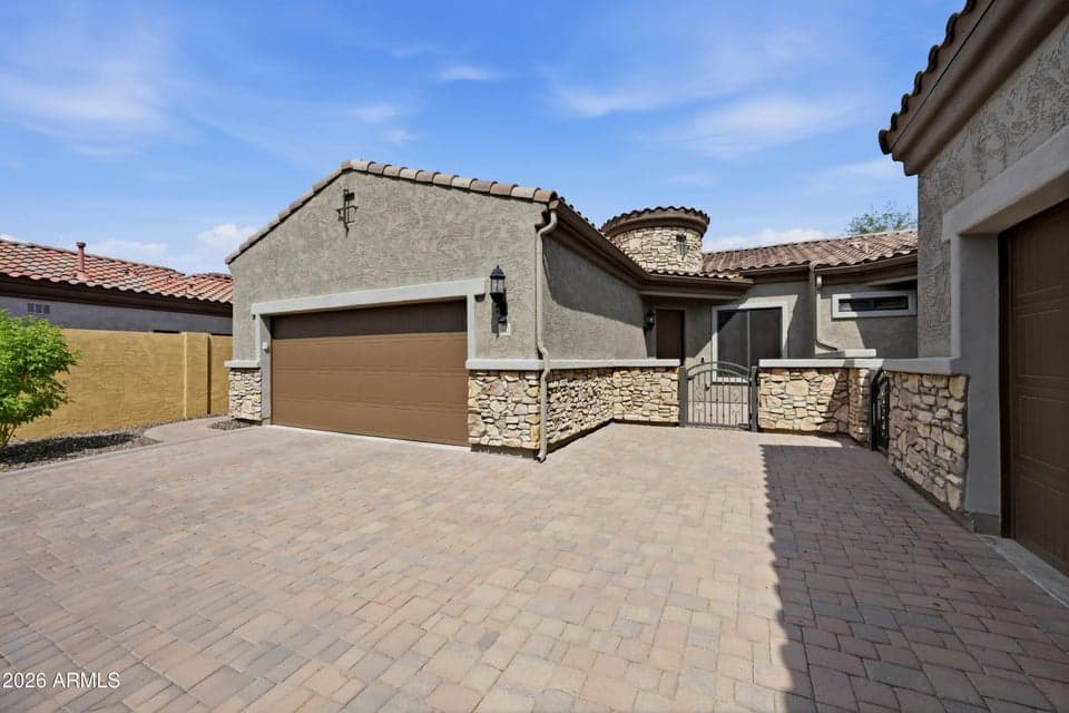 1842 N RED Cliff, Mesa, AZ 85207 — photo 1 of 30