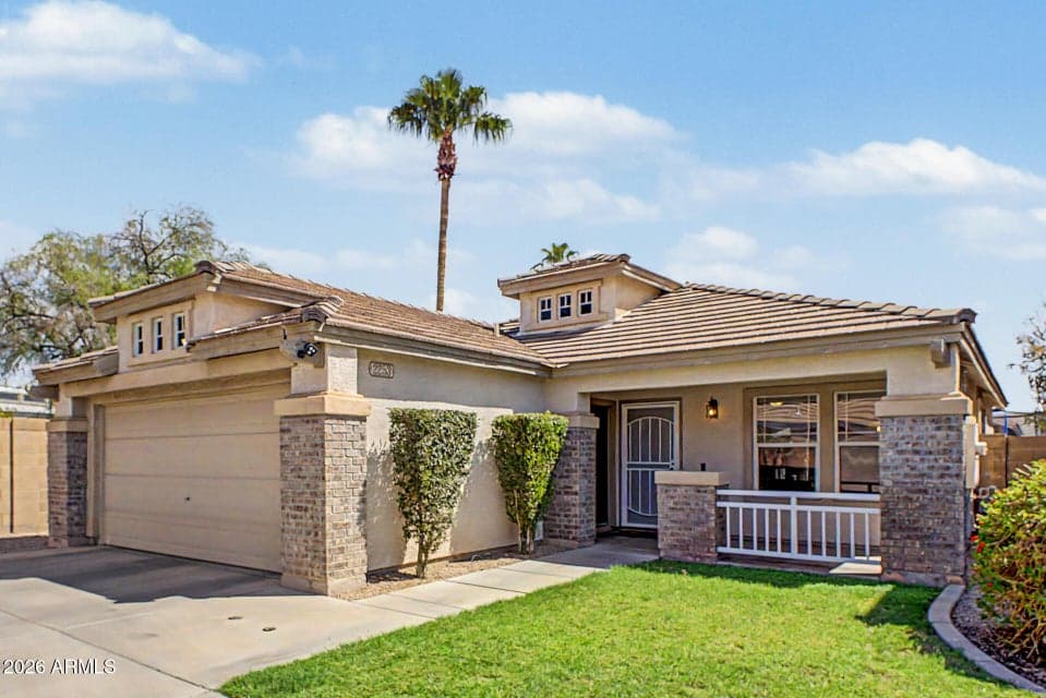2253 S GORDON, Mesa, AZ 85209 — photo 1 of 45