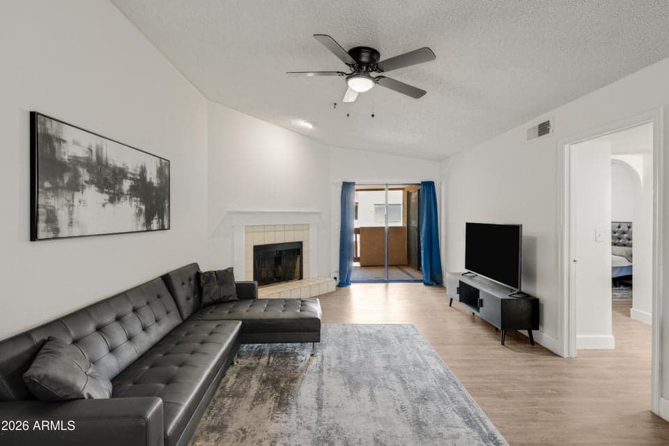 3031 N Civic Center Plaza 349, Scottsdale, AZ 85251 — photo 1 of 34
