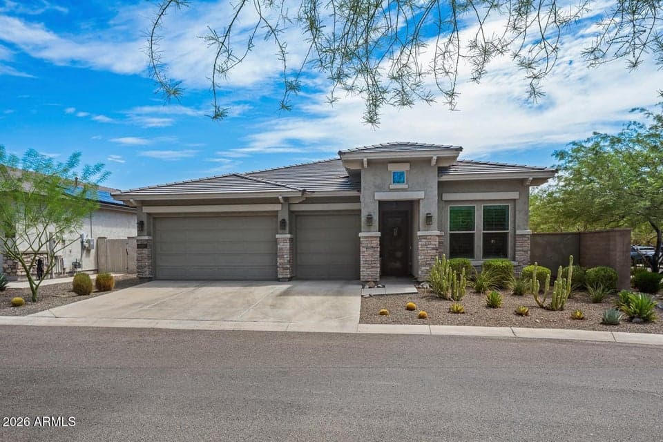 4653 N 212TH Drive, Buckeye, AZ 85396 — photo 1 of 65