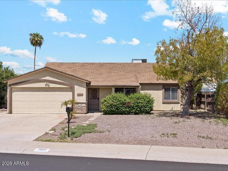 7522 W HIGHLAND Avenue, Phoenix, AZ 85033 — photo 1 of 20
