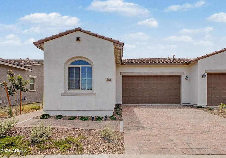 5600 N 205TH Drive, Buckeye, AZ 85396 — photo 1 of 19